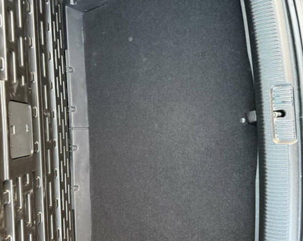 Черный Фольксваген Гольф, объемом двигателя 1.39 л и пробегом 190 тыс. км за 8500 $, фото 12 на Automoto.ua