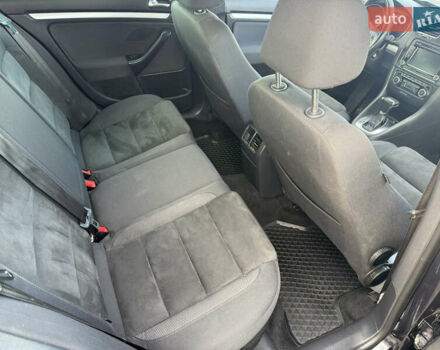 Черный Фольксваген Гольф, объемом двигателя 1.39 л и пробегом 190 тыс. км за 8500 $, фото 22 на Automoto.ua