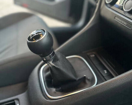 Черный Фольксваген Гольф, объемом двигателя 2 л и пробегом 240 тыс. км за 8600 $, фото 22 на Automoto.ua