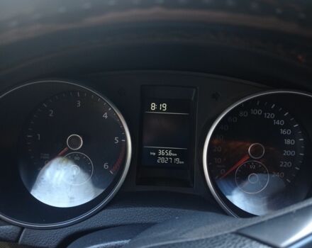 Черный Фольксваген Гольф, объемом двигателя 1.6 л и пробегом 283 тыс. км за 7200 $, фото 5 на Automoto.ua