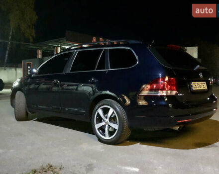 Черный Фольксваген Гольф, объемом двигателя 1.39 л и пробегом 220 тыс. км за 8600 $, фото 27 на Automoto.ua