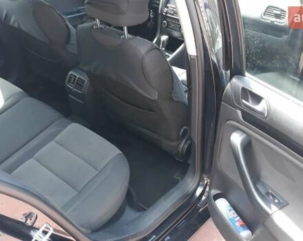 Черный Фольксваген Гольф, объемом двигателя 1.6 л и пробегом 192 тыс. км за 8600 $, фото 6 на Automoto.ua