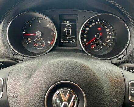 Чорний Фольксваген Гольф, об'ємом двигуна 1.6 л та пробігом 255 тис. км за 8300 $, фото 4 на Automoto.ua