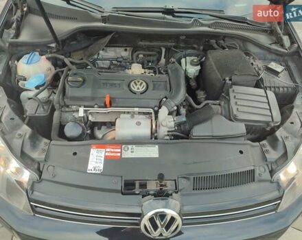 Черный Фольксваген Гольф, объемом двигателя 1.4 л и пробегом 230 тыс. км за 7500 $, фото 12 на Automoto.ua