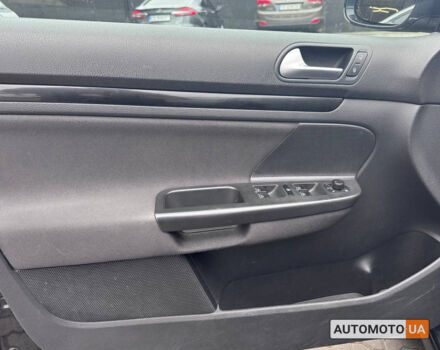 Чорний Фольксваген Гольф, об'ємом двигуна 1.4 л та пробігом 269 тис. км за 8300 $, фото 6 на Automoto.ua