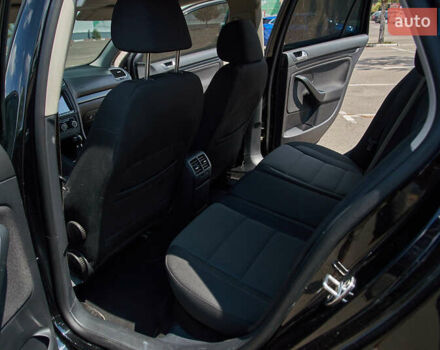 Чорний Фольксваген Гольф, об'ємом двигуна 1.39 л та пробігом 220 тис. км за 7500 $, фото 16 на Automoto.ua
