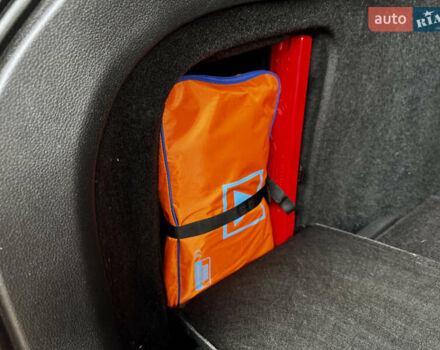 Чорний Фольксваген Гольф, об'ємом двигуна 2 л та пробігом 220 тис. км за 9699 $, фото 66 на Automoto.ua