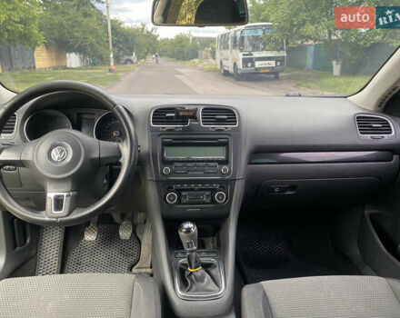 Чорний Фольксваген Гольф, об'ємом двигуна 1.97 л та пробігом 322 тис. км за 7400 $, фото 9 на Automoto.ua
