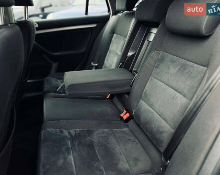 Чорний Фольксваген Гольф, об'ємом двигуна 1.39 л та пробігом 250 тис. км за 8800 $, фото 8 на Automoto.ua