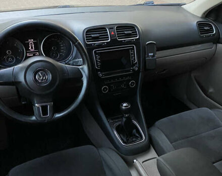 Чорний Фольксваген Гольф, об'ємом двигуна 1.6 л та пробігом 284 тис. км за 8499 $, фото 17 на Automoto.ua