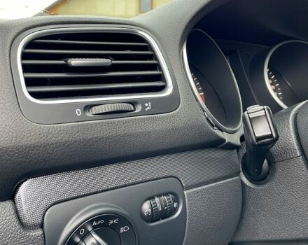 Чорний Фольксваген Гольф, об'ємом двигуна 1.6 л та пробігом 255 тис. км за 8300 $, фото 13 на Automoto.ua