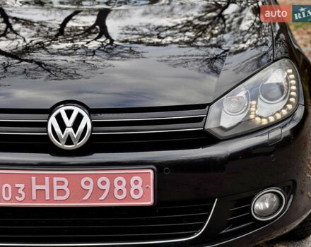 Чорний Фольксваген Гольф, об'ємом двигуна 2 л та пробігом 220 тис. км за 9699 $, фото 5 на Automoto.ua