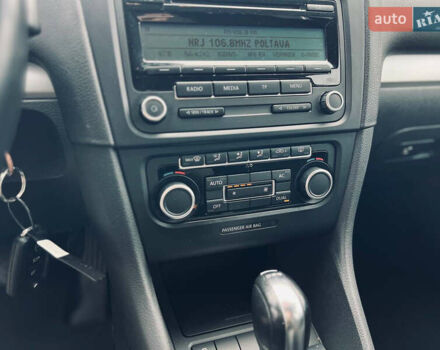 Чорний Фольксваген Гольф, об'ємом двигуна 1.39 л та пробігом 250 тис. км за 8800 $, фото 15 на Automoto.ua