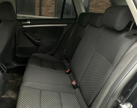 Фольксваген Гольф 2011 в Сваляве на Automoto.ua Черный Фольксваген Гольф, объемом двигателя 1.6 л и пробегом 246 тыс. км за 7900 $, фото 8 на Automoto.ua