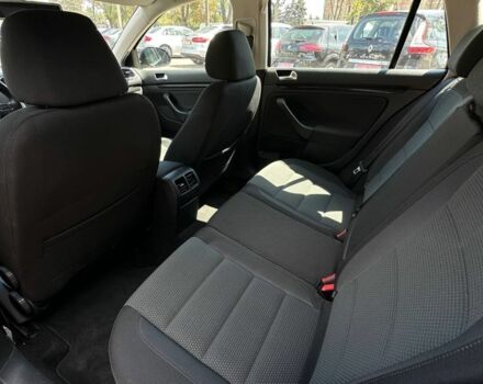 Черный Фольксваген Гольф, объемом двигателя 1.4 л и пробегом 244 тыс. км за 8400 $, фото 3 на Automoto.ua