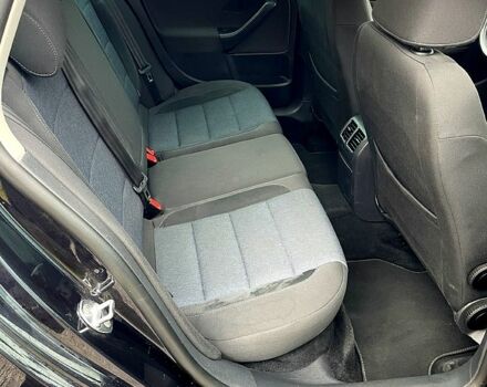 Чорний Фольксваген Гольф, об'ємом двигуна 1.6 л та пробігом 255 тис. км за 8300 $, фото 9 на Automoto.ua