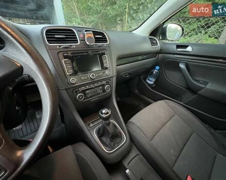 Чорний Фольксваген Гольф, об'ємом двигуна 1.97 л та пробігом 284 тис. км за 8300 $, фото 4 на Automoto.ua