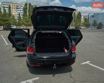 Чорний Фольксваген Гольф, об'ємом двигуна 1.39 л та пробігом 220 тис. км за 7500 $, фото 21 на Automoto.ua