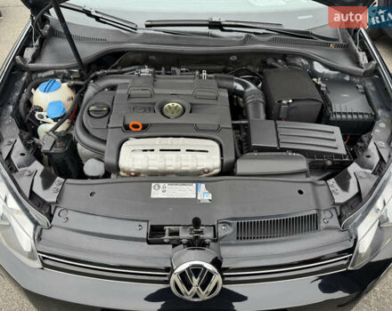 Черный Фольксваген Гольф, объемом двигателя 1.39 л и пробегом 190 тыс. км за 8500 $, фото 23 на Automoto.ua