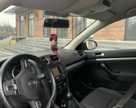 Фольксваген Гольф 2011 в Сваляве на Automoto.ua Черный Фольксваген Гольф, объемом двигателя 1.6 л и пробегом 246 тыс. км за 7900 $, фото 10 на Automoto.ua