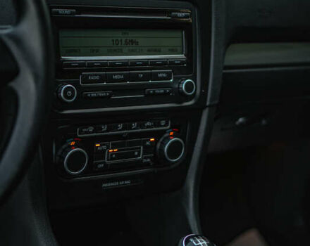 Чорний Фольксваген Гольф, об'ємом двигуна 1.6 л та пробігом 284 тис. км за 7500 $, фото 19 на Automoto.ua