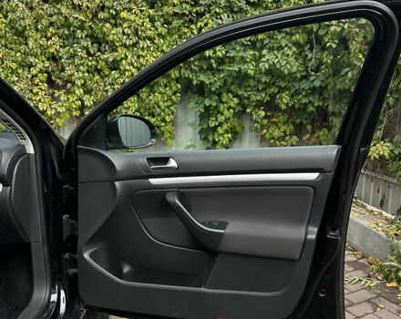 Фольксваген Гольф 2011 в Виннице на Automoto.ua Черный Фольксваген Гольф, объемом двигателя 1.97 л и пробегом 238 тыс. км за 9400 $, фото 21 на Automoto.ua