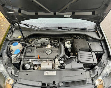 Черный Фольксваген Гольф, объемом двигателя 1.39 л и пробегом 220 тыс. км за 8600 $, фото 24 на Automoto.ua