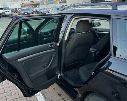 Чорний Фольксваген Гольф, об'ємом двигуна 1.6 л та пробігом 283 тис. км за 7700 $, фото 6 на Automoto.ua
