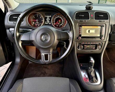 Черный Фольксваген Гольф, объемом двигателя 1.6 л и пробегом 209 тыс. км за 8950 $, фото 12 на Automoto.ua