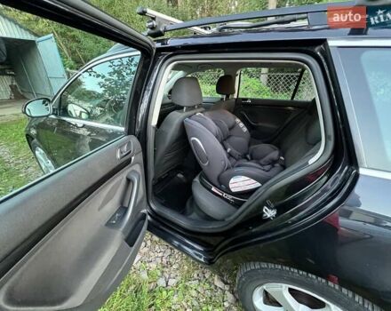 Чорний Фольксваген Гольф, об'ємом двигуна 1.97 л та пробігом 284 тис. км за 8300 $, фото 5 на Automoto.ua