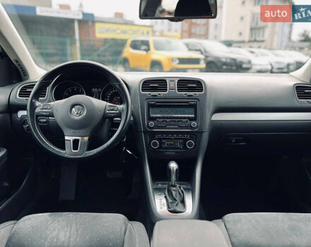 Чорний Фольксваген Гольф, об'ємом двигуна 1.39 л та пробігом 250 тис. км за 8800 $, фото 10 на Automoto.ua