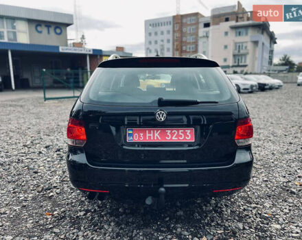 Чорний Фольксваген Гольф, об'ємом двигуна 1.39 л та пробігом 250 тис. км за 8800 $, фото 4 на Automoto.ua