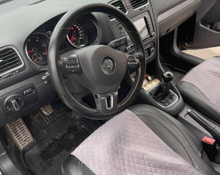 Чорний Фольксваген Гольф, об'ємом двигуна 1.6 л та пробігом 275 тис. км за 7350 $, фото 5 на Automoto.ua