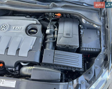 Черный Фольксваген Гольф, объемом двигателя 1.6 л и пробегом 203 тыс. км за 8300 $, фото 32 на Automoto.ua