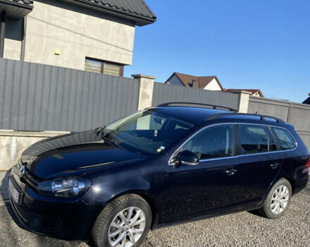 Черный Фольксваген Гольф, объемом двигателя 1.6 л и пробегом 200 тыс. км за 8200 $, фото 1 на Automoto.ua