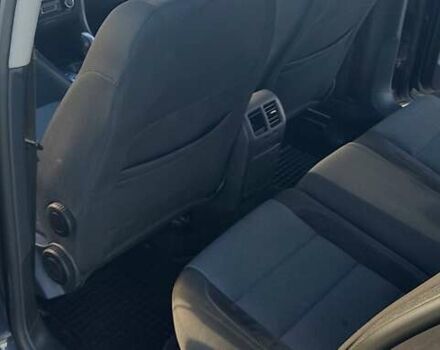 Черный Фольксваген Гольф, объемом двигателя 1.6 л и пробегом 408 тыс. км за 7500 $, фото 5 на Automoto.ua