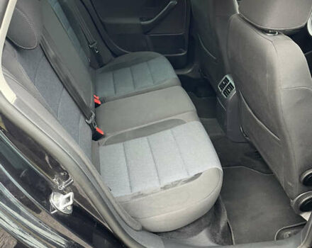 Черный Фольксваген Гольф, объемом двигателя 1.6 л и пробегом 224 тыс. км за 8300 $, фото 26 на Automoto.ua