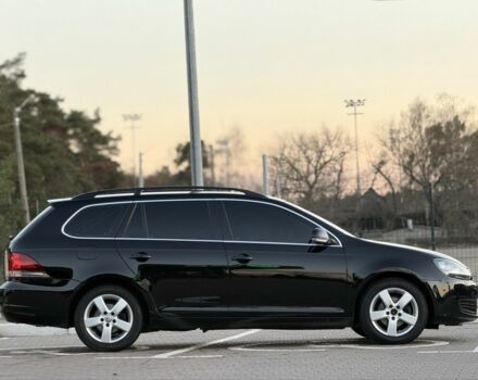 Черный Фольксваген Гольф, объемом двигателя 1.6 л и пробегом 209 тыс. км за 8950 $, фото 4 на Automoto.ua