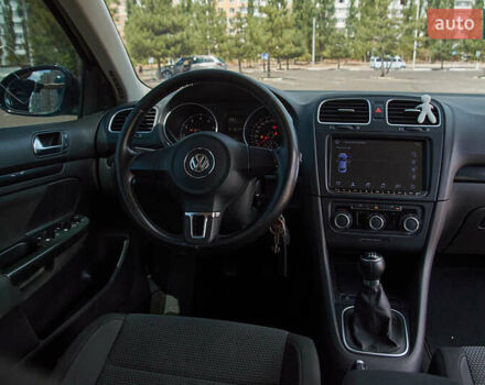 Чорний Фольксваген Гольф, об'ємом двигуна 1.39 л та пробігом 220 тис. км за 7500 $, фото 25 на Automoto.ua