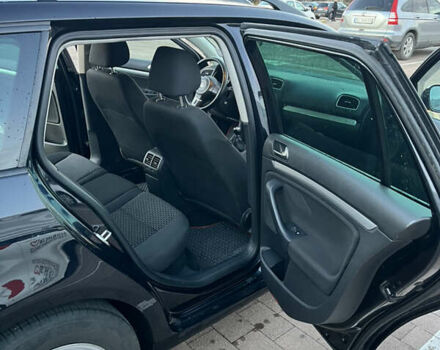 Чорний Фольксваген Гольф, об'ємом двигуна 1.6 л та пробігом 283 тис. км за 7700 $, фото 4 на Automoto.ua