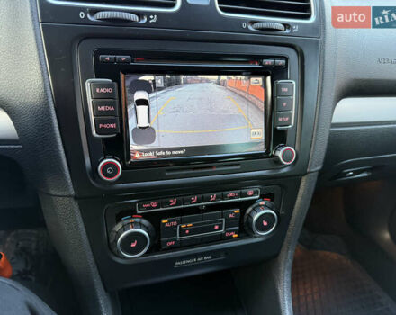 Черный Фольксваген Гольф, объемом двигателя 1.39 л и пробегом 190 тыс. км за 8500 $, фото 26 на Automoto.ua