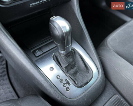 Черный Фольксваген Гольф, объемом двигателя 1.97 л и пробегом 250 тыс. км за 8800 $, фото 13 на Automoto.ua