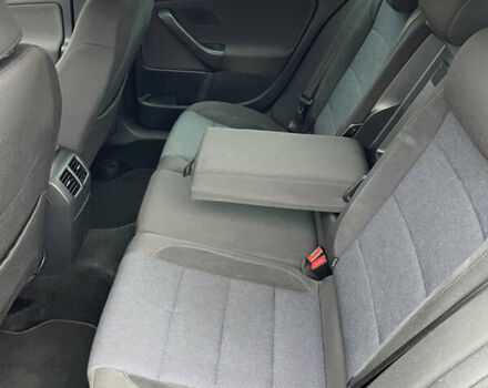 Черный Фольксваген Гольф, объемом двигателя 1.6 л и пробегом 224 тыс. км за 8300 $, фото 17 на Automoto.ua