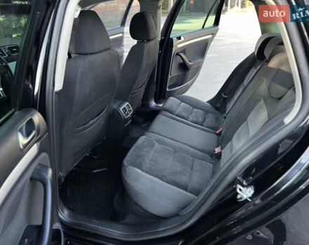 Черный Фольксваген Гольф, объемом двигателя 1.97 л и пробегом 250 тыс. км за 8800 $, фото 26 на Automoto.ua
