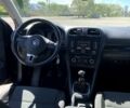 Черный Фольксваген Гольф, объемом двигателя 1.6 л и пробегом 225 тыс. км за 8000 $, фото 28 на Automoto.ua