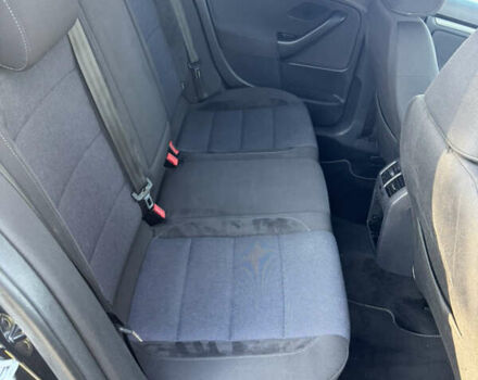 Черный Фольксваген Гольф, объемом двигателя 1.6 л и пробегом 203 тыс. км за 8300 $, фото 26 на Automoto.ua