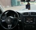 Черный Фольксваген Гольф, объемом двигателя 1.6 л и пробегом 220 тыс. км за 6800 $, фото 7 на Automoto.ua