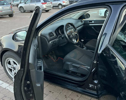 Чорний Фольксваген Гольф, об'ємом двигуна 1.6 л та пробігом 283 тис. км за 7700 $, фото 5 на Automoto.ua