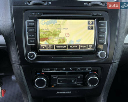 Черный Фольксваген Гольф, объемом двигателя 1.97 л и пробегом 250 тыс. км за 8800 $, фото 19 на Automoto.ua