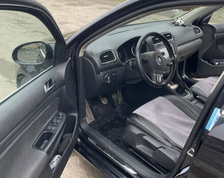 Черный Фольксваген Гольф, объемом двигателя 1.6 л и пробегом 270 тыс. км за 7350 $, фото 10 на Automoto.ua